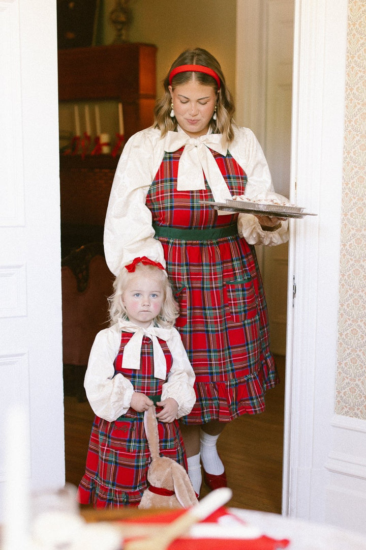 Ivy Apron in Madeline Holiday Plaid Cotton