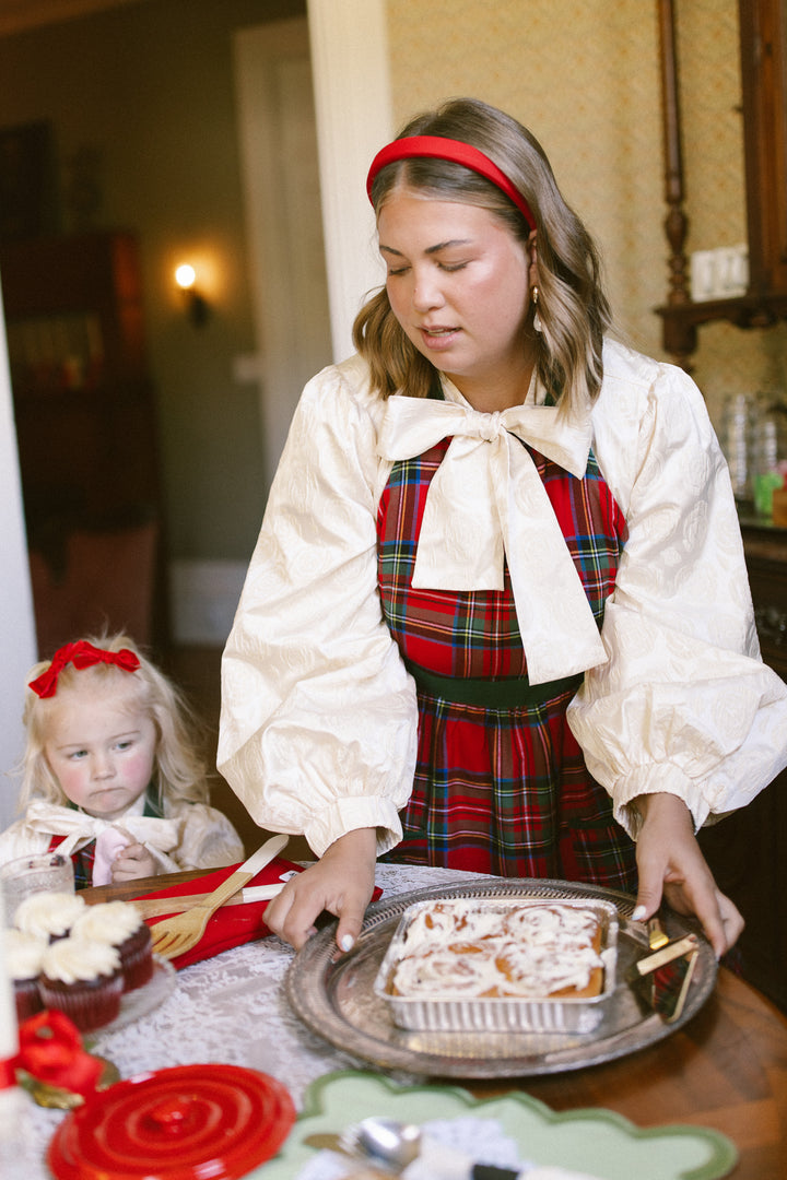 Ivy Apron in Madeline Holiday Plaid Cotton