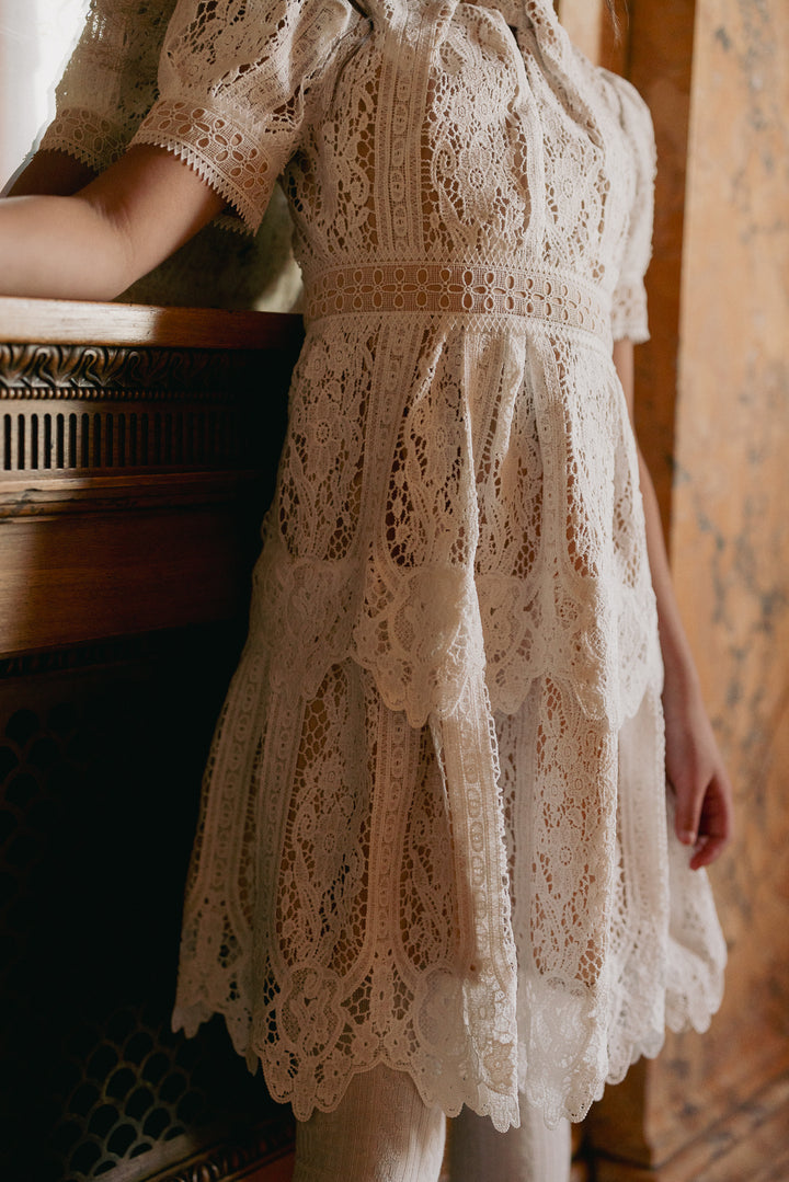 Mini Ainsley Dress in White Lace