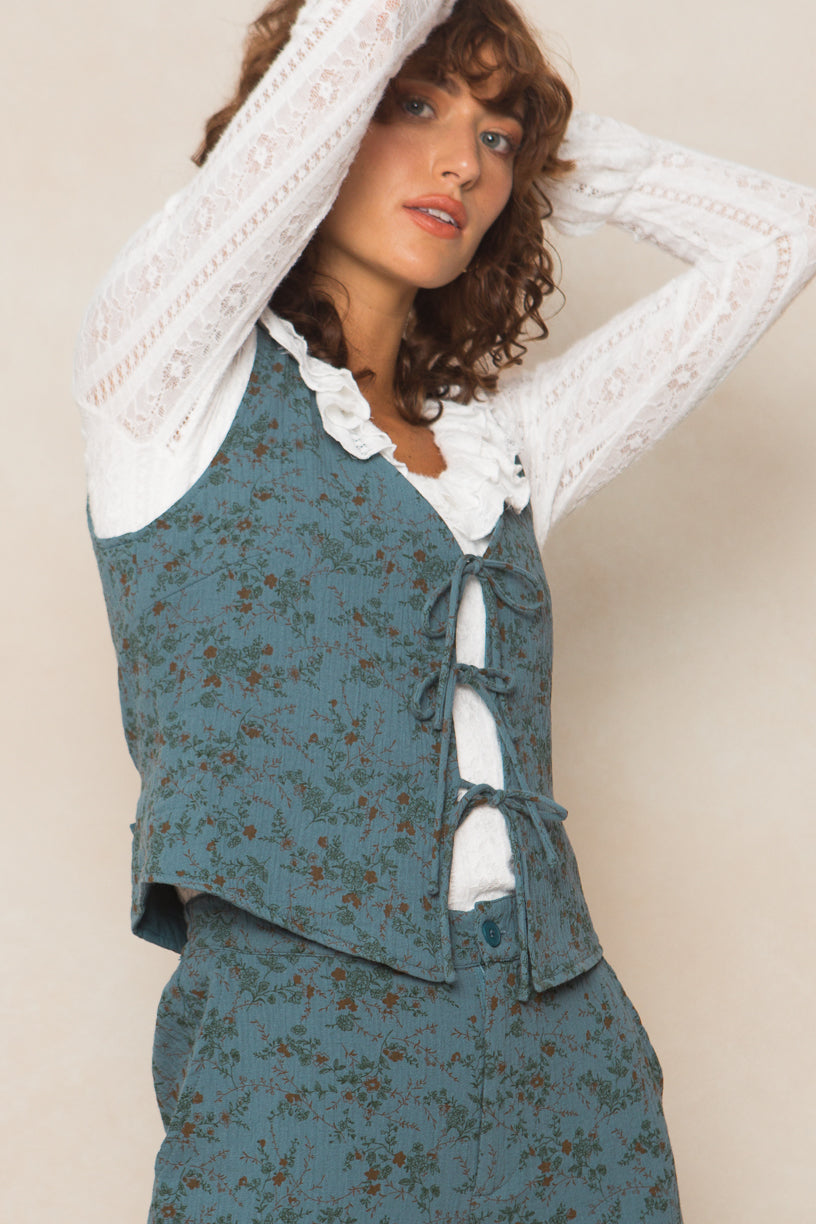 Birdie Vest in Blue Floral