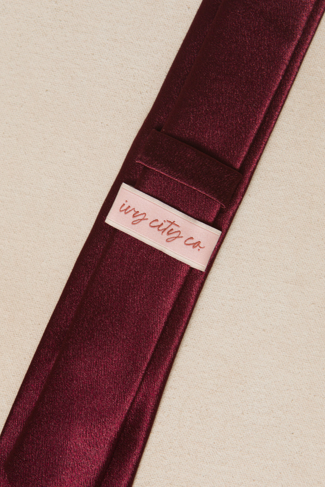 Mens Max Tie in Wine Satin