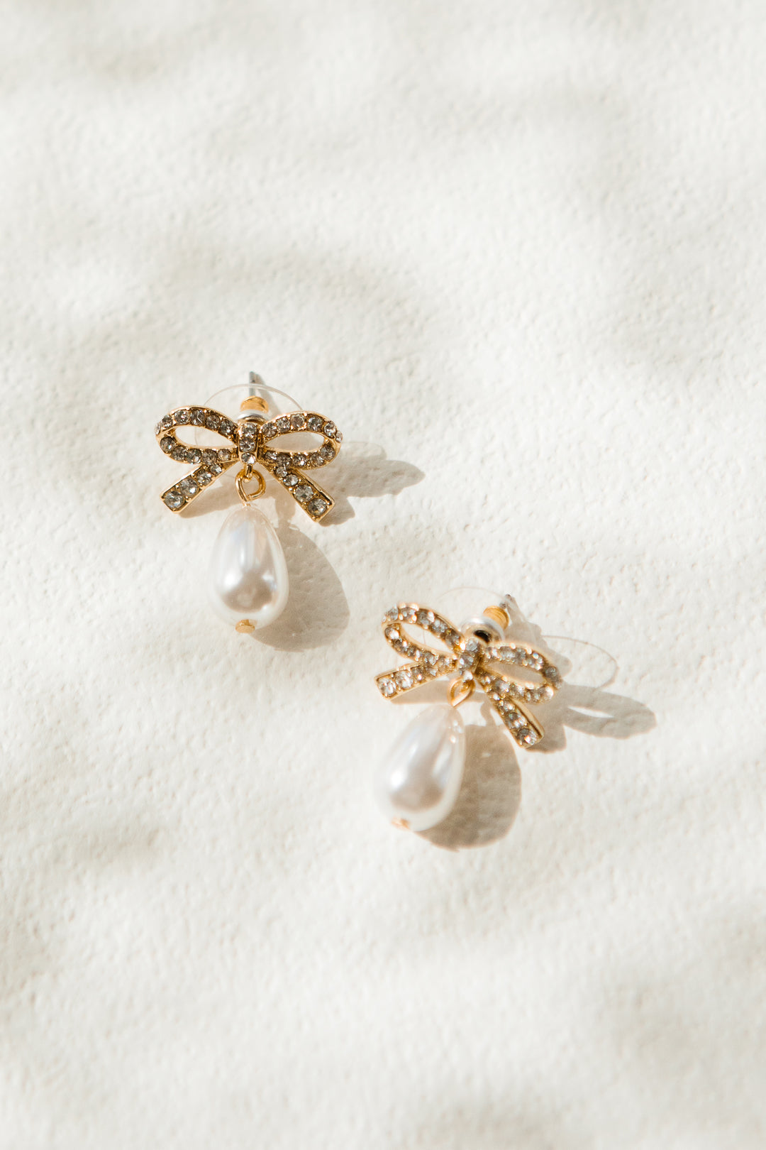 Dainty Crystal Bow with Pearl Drop Earrings