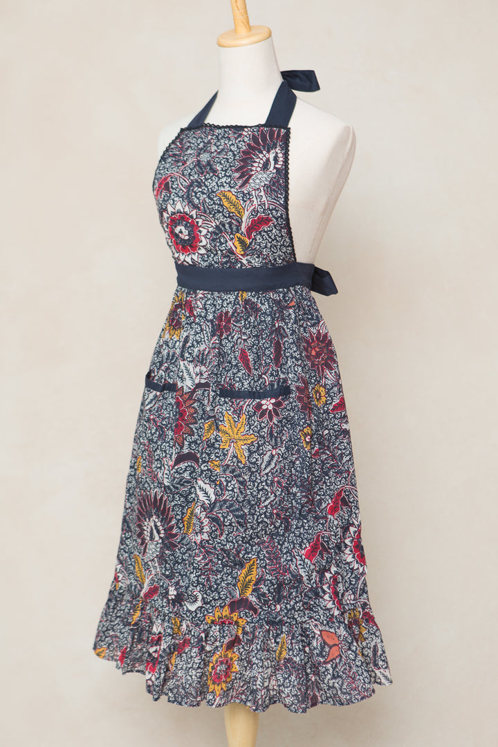 Ivy Apron in Roselyn Navy Floral Cotton - FINAL SALE