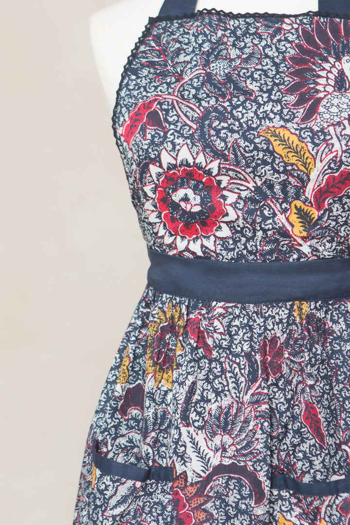 Ivy Apron in Roselyn Navy Floral Cotton - FINAL SALE