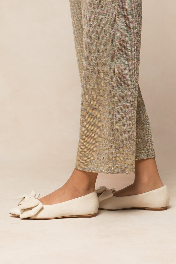 Mini Ivy Bow Flat in Cream