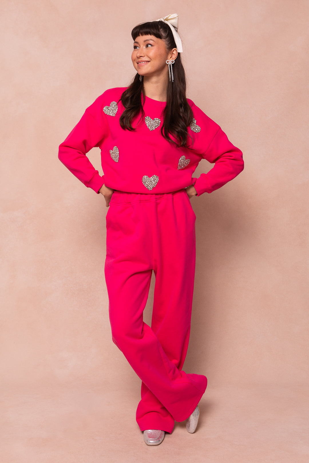 Ivy Jewel Heart Sweatpants in Pink