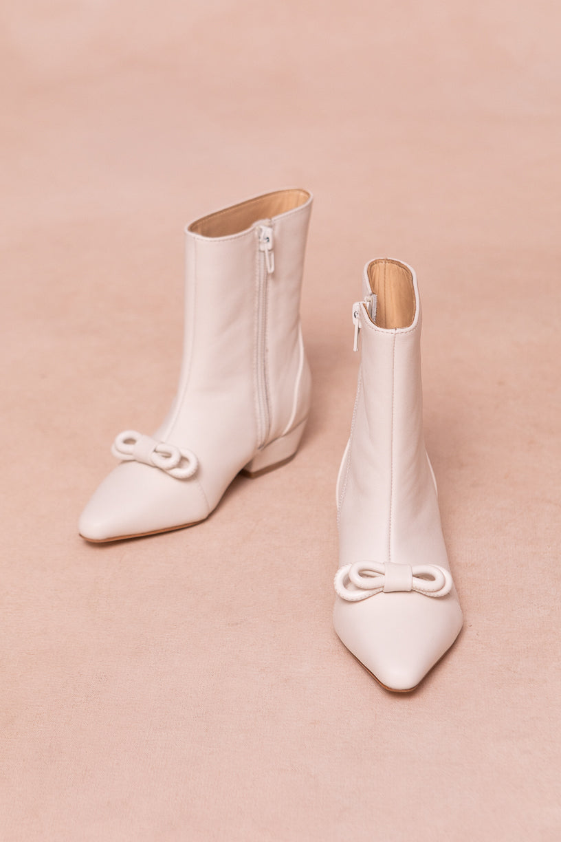 Mini Ivy Bow Ankle Boot in White