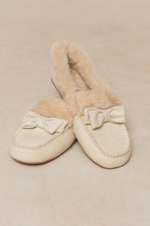 Ivy Bow Slippers in Cream