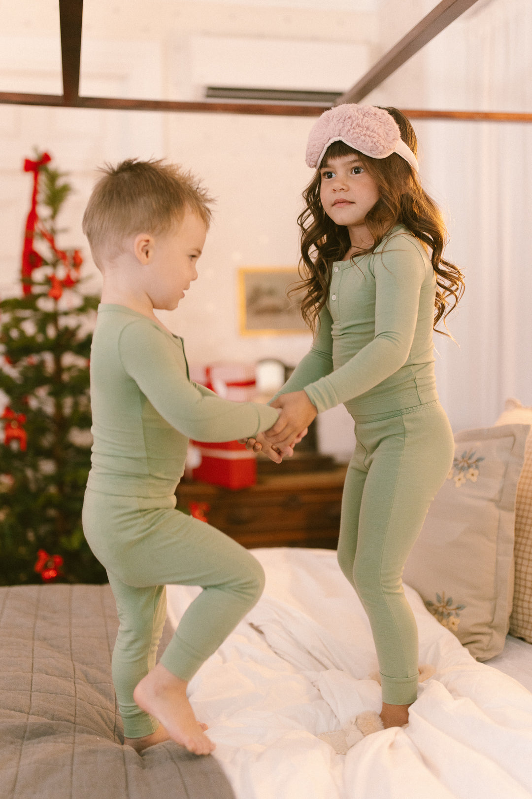 Kids So Soft Lounge Set in Green