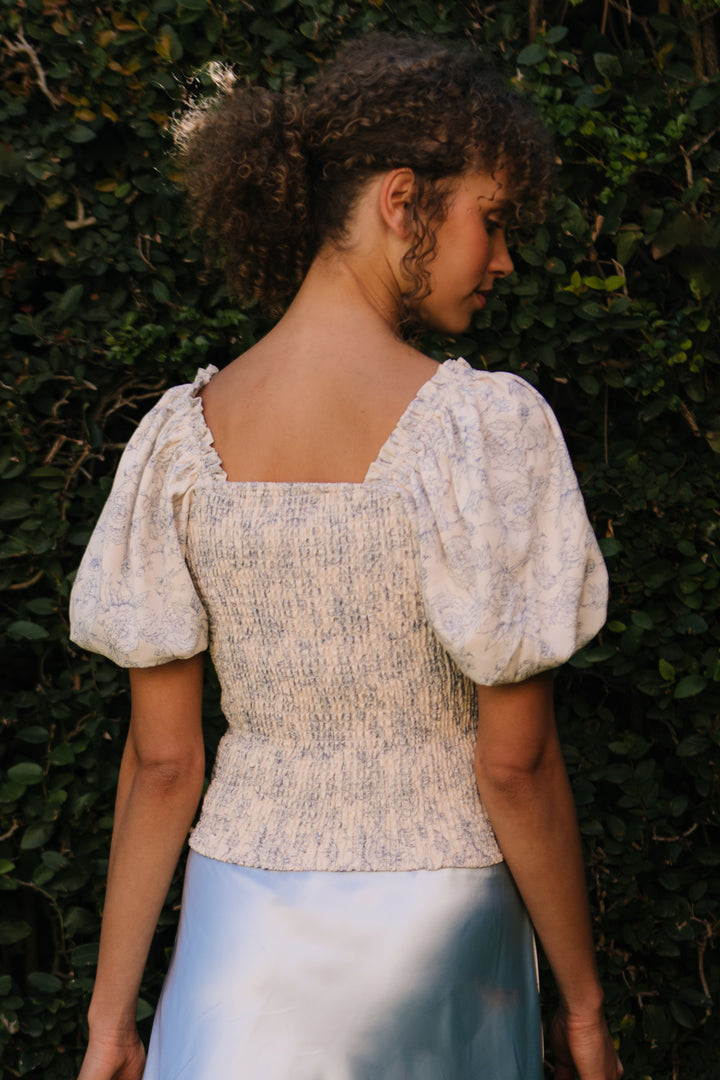 Suzie Blouse in Etched Blue Floral