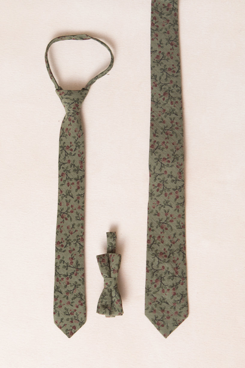 Boys Max Tie in Teagan Floral - FINAL SALE