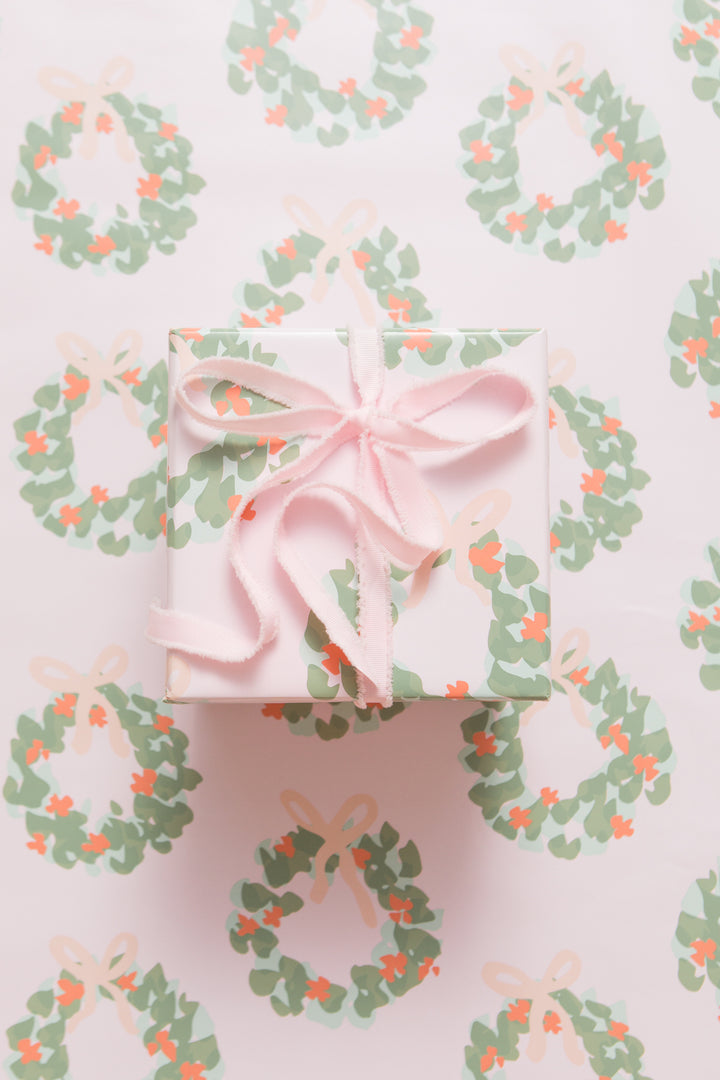 Wrapping Paper in Bianca Wreath Print