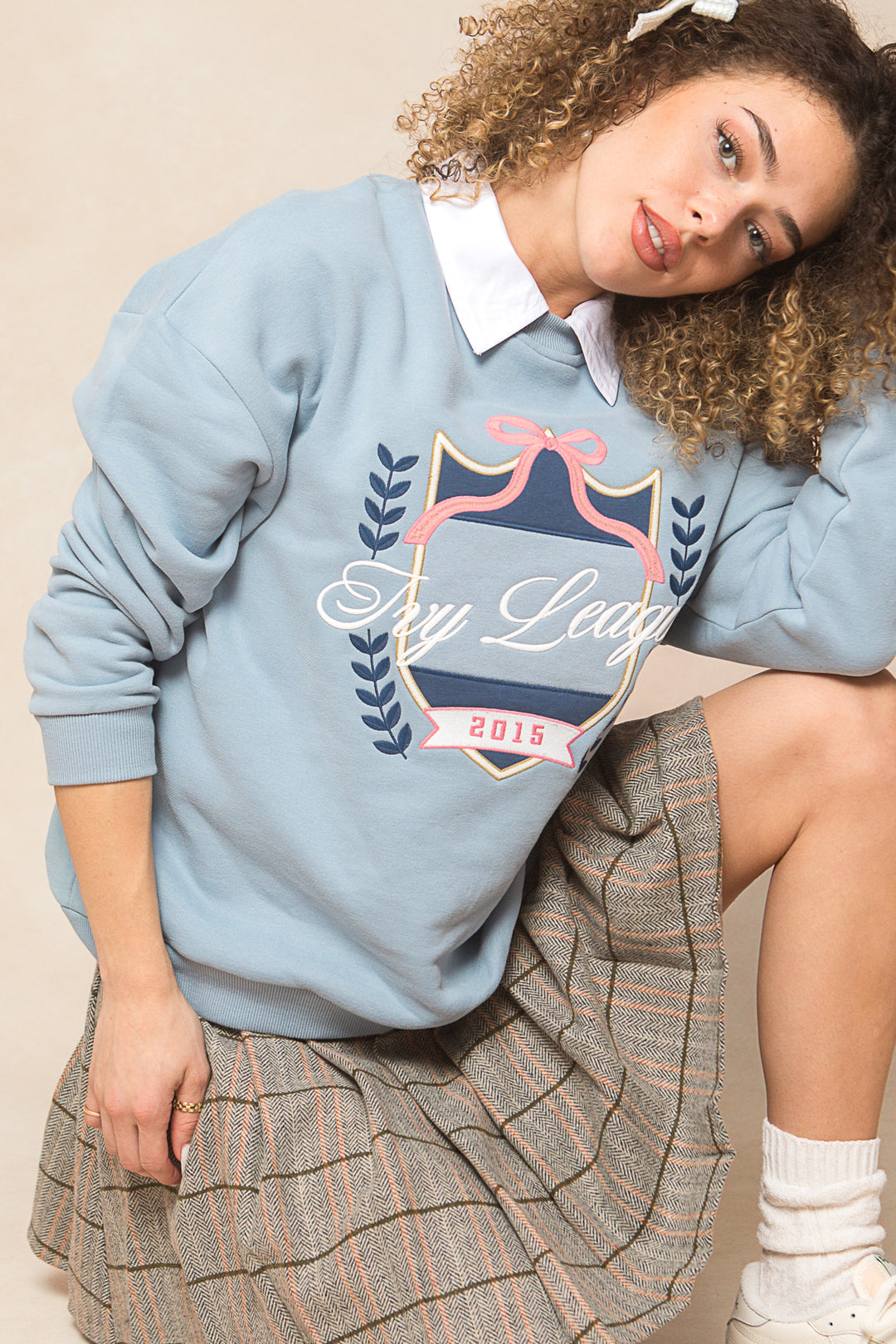 Ivy Embroidered Crewneck Sweatshirt in Blue