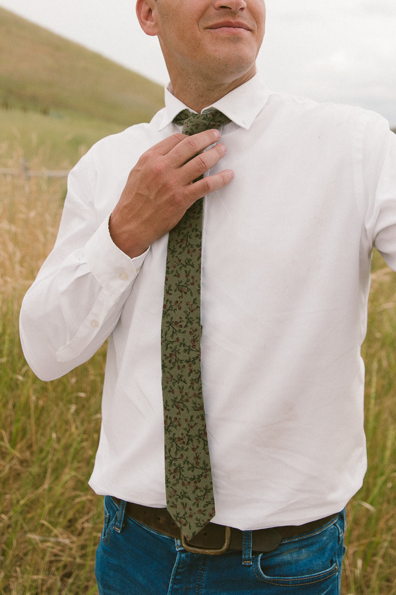 Mens Max Tie in Teagan Floral - FINAL SALE